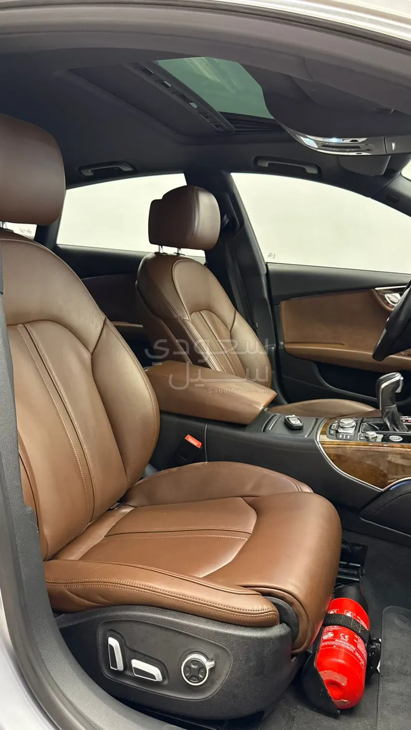 2017 اودي اي 7 35 تي اف اس اي