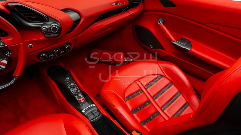 2016 فيراري 488