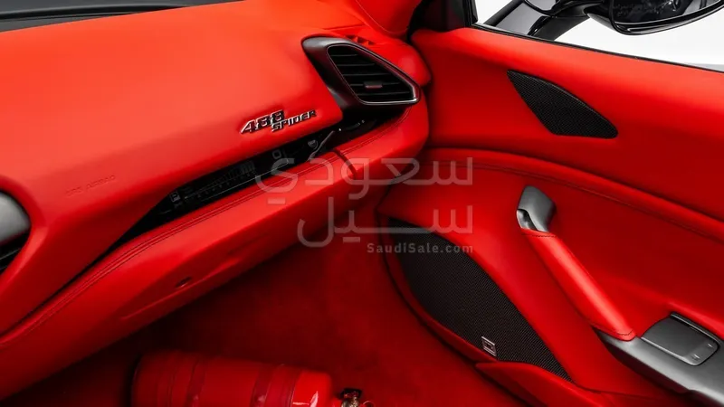 2016 فيراري 488