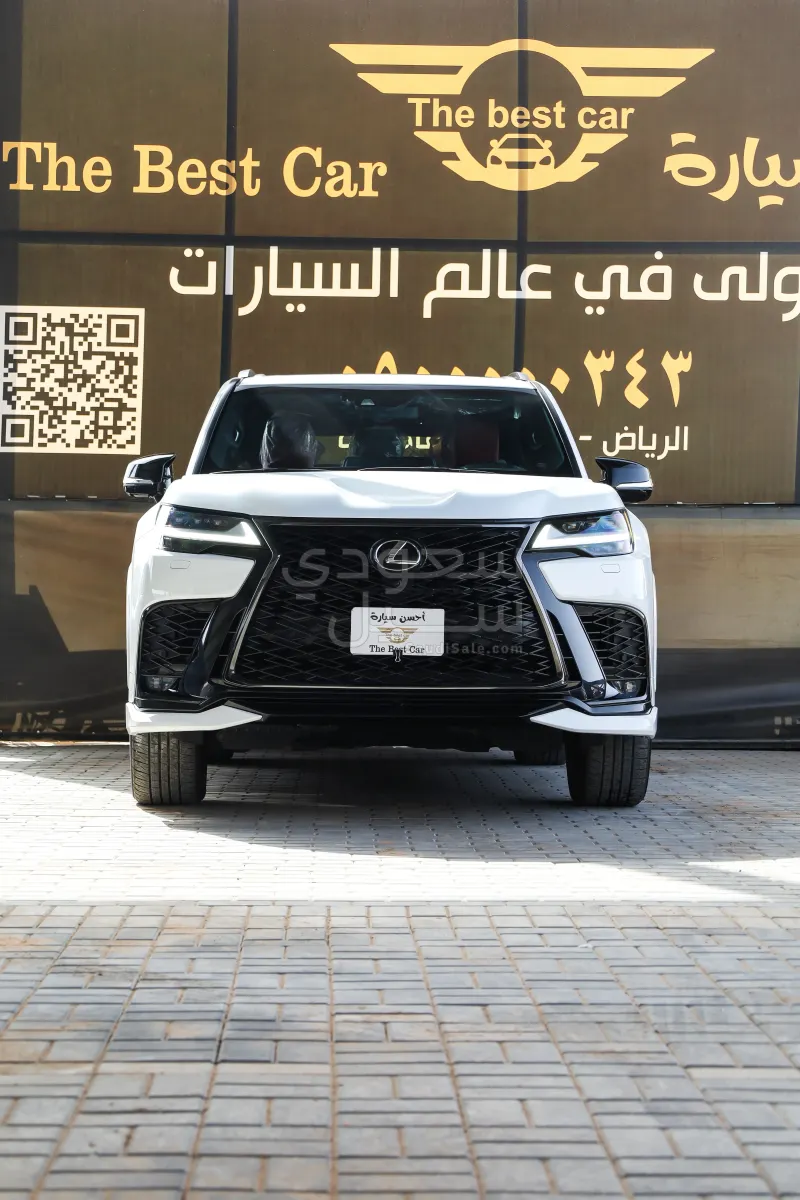 2024 لكزس إل إكس 600 إف