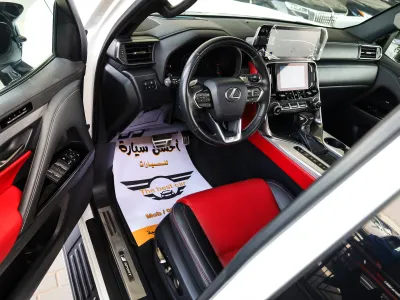 2024 لكزس إل إكس 600 إف