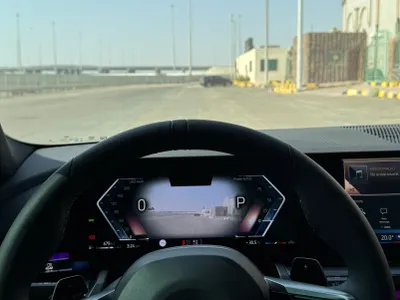 2025 بي ام دبليو الفئة الخامسة 520 أي إم كت