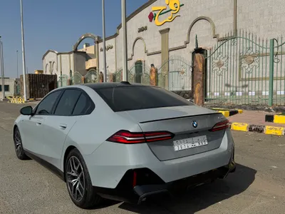 2025 بي ام دبليو الفئة الخامسة 520 أي إم كت