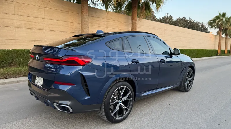 2022 بي ام دبليو الفئة اكس 6 إم كت