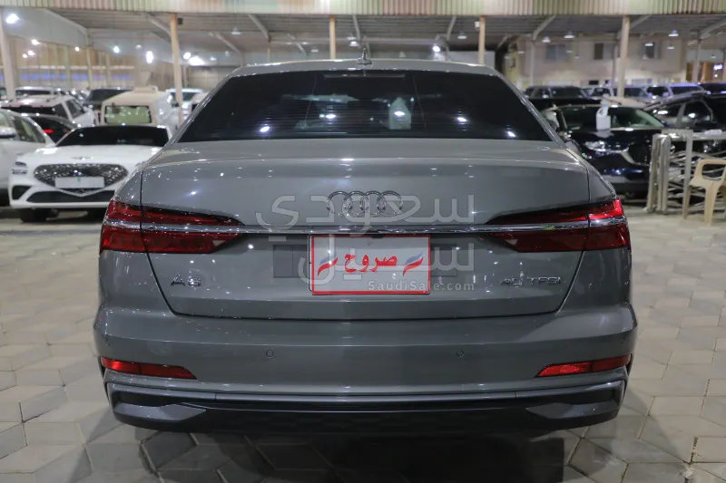 2024 اودي اي 6 40 تي اف اس اي