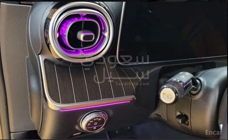 2025 مرسيدس - بنز سي 200