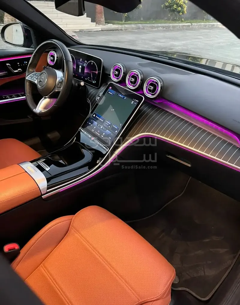 2025 مرسيدس - بنز سي 200
