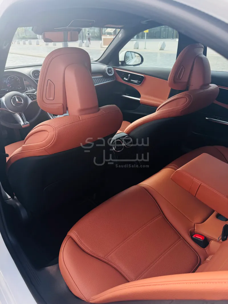 2025 مرسيدس - بنز سي 200