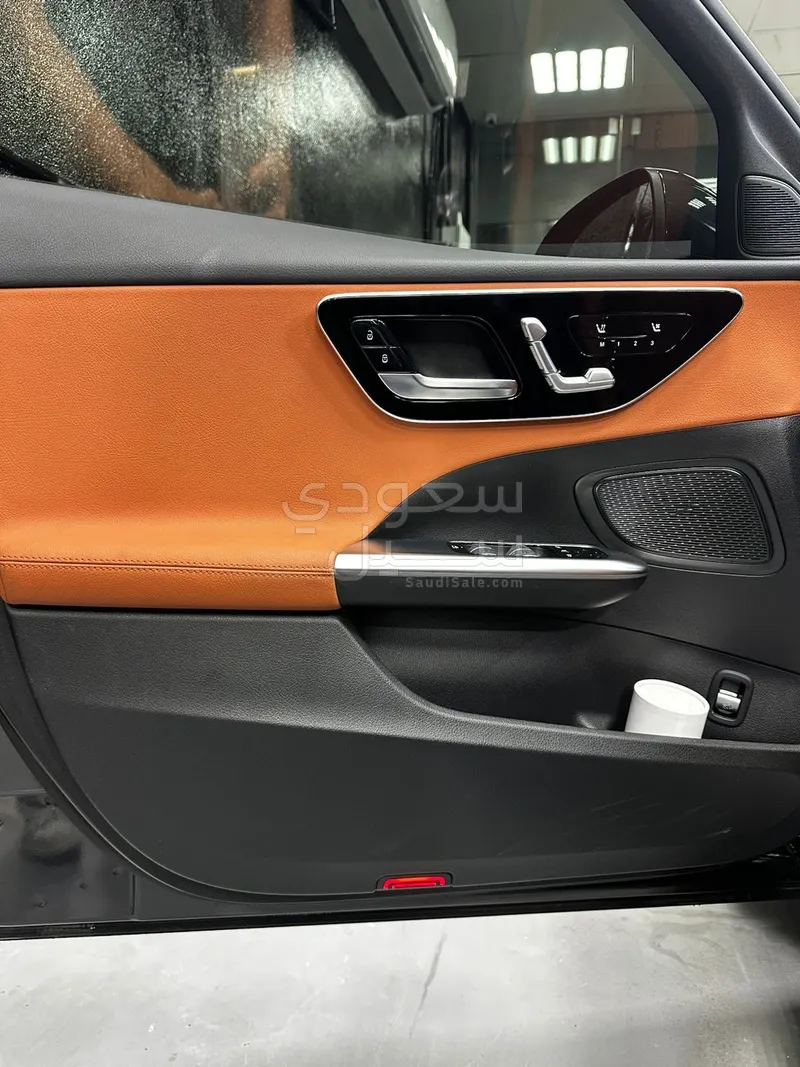 2025 مرسيدس - بنز سي 200