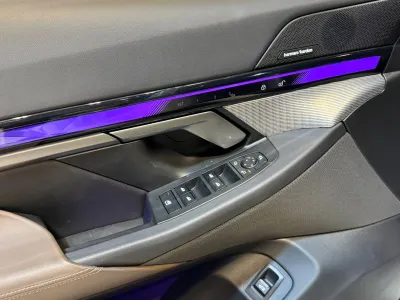 2024 بي ام دبليو الفئة الخامسة 520 أي إم كت