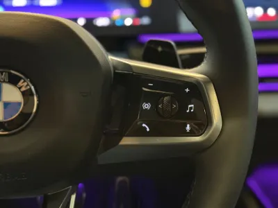 2024 بي ام دبليو الفئة الخامسة 520 أي إم كت