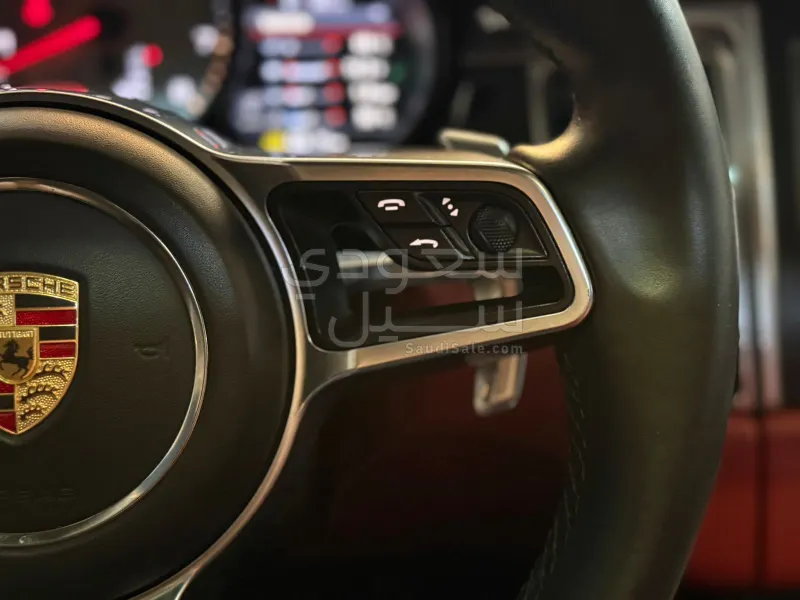 2015 بورش ماكان توربو