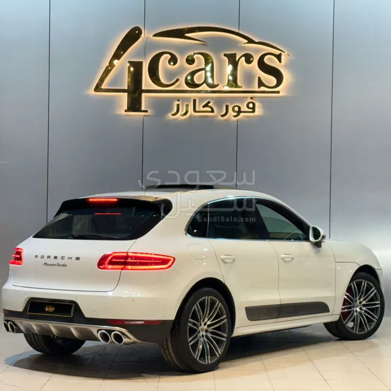 2015 بورش ماكان توربو