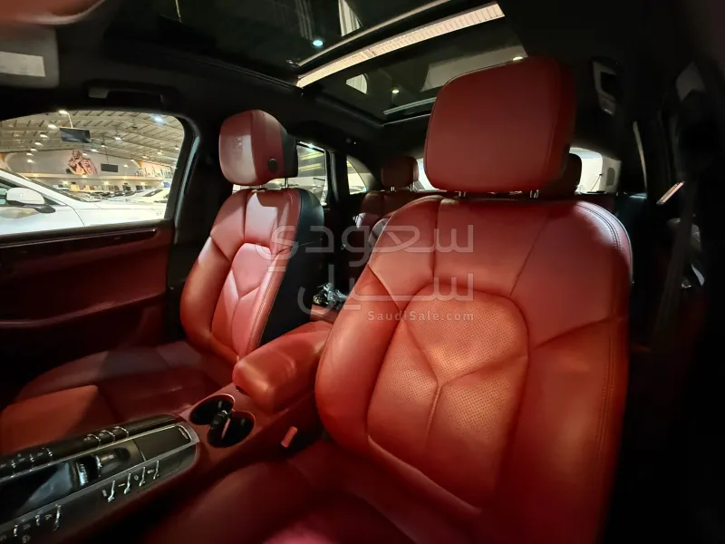 2015 بورش ماكان توربو