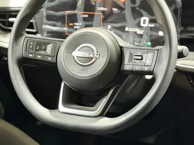 2025 نيسان كيكس اس في