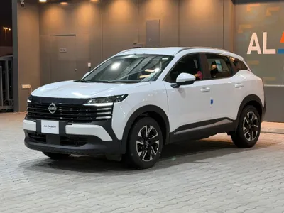 2025 نيسان كيكس اس في