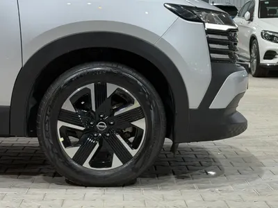 2025 نيسان كيكس اس في