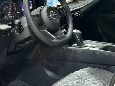 2025 نيسان كيكس اس في