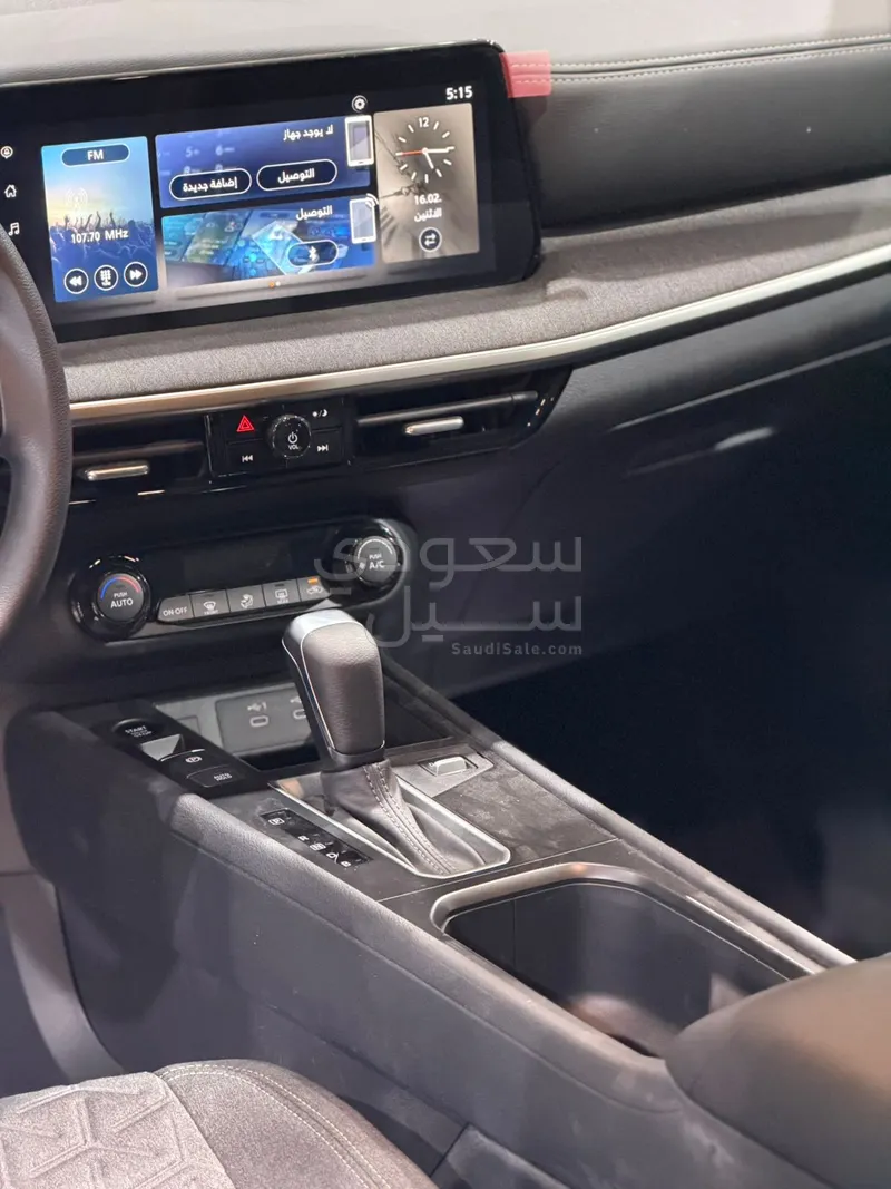 2025 نيسان كيكس اس في