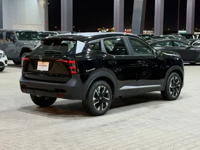 2025 نيسان كيكس اس في