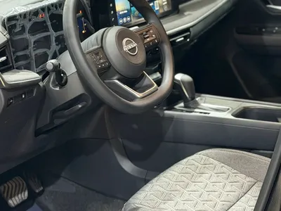 2025 نيسان كيكس اس في