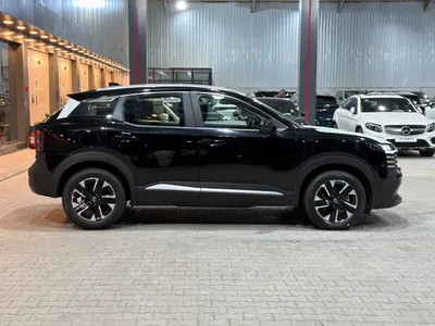 2025 نيسان كيكس اس في