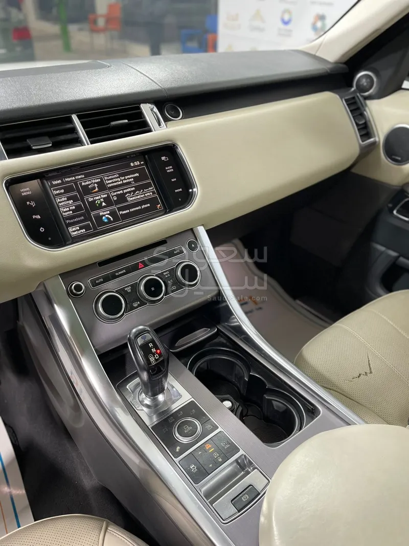 2014 لاند روفر رينج روفر سبورت اتش اس اي