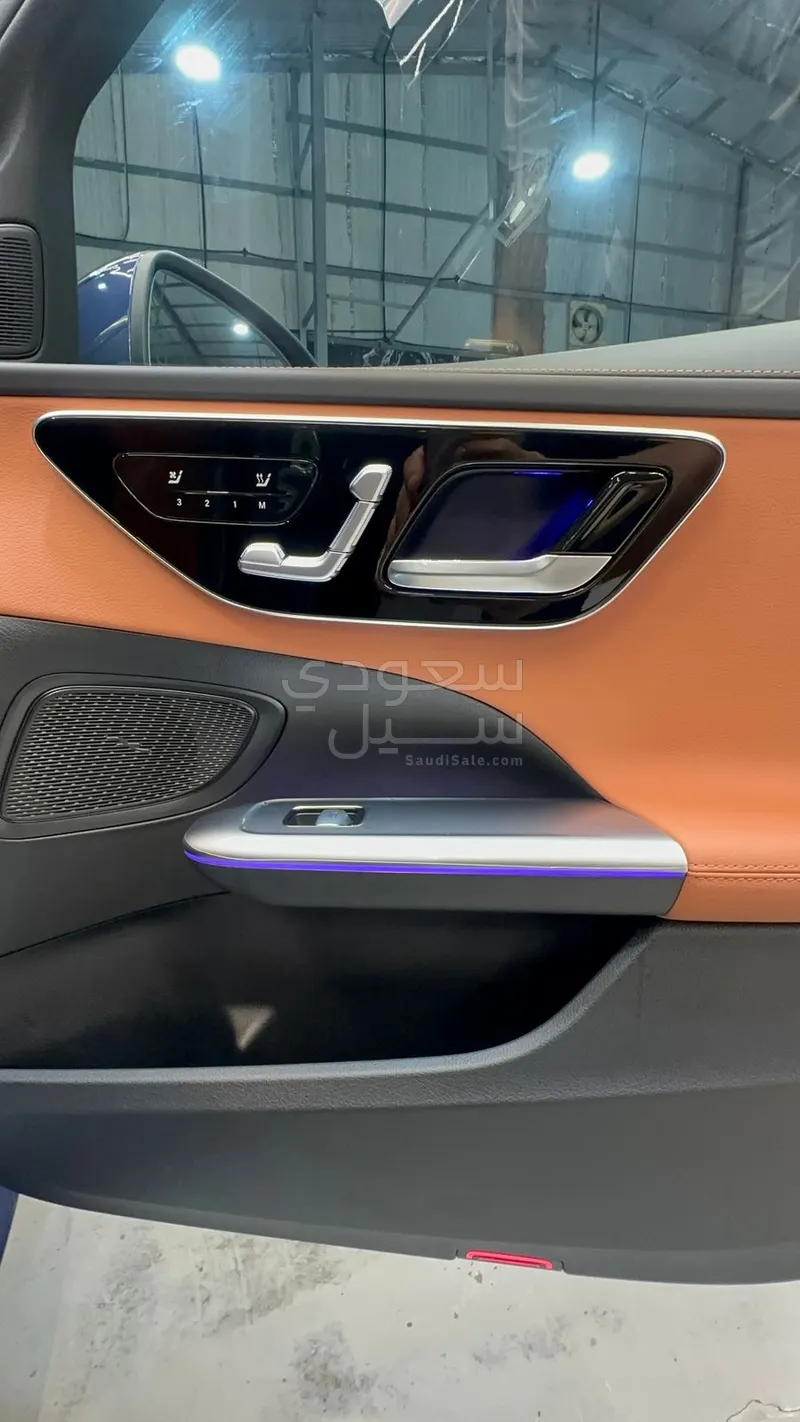 2025 مرسيدس - بنز سي 200