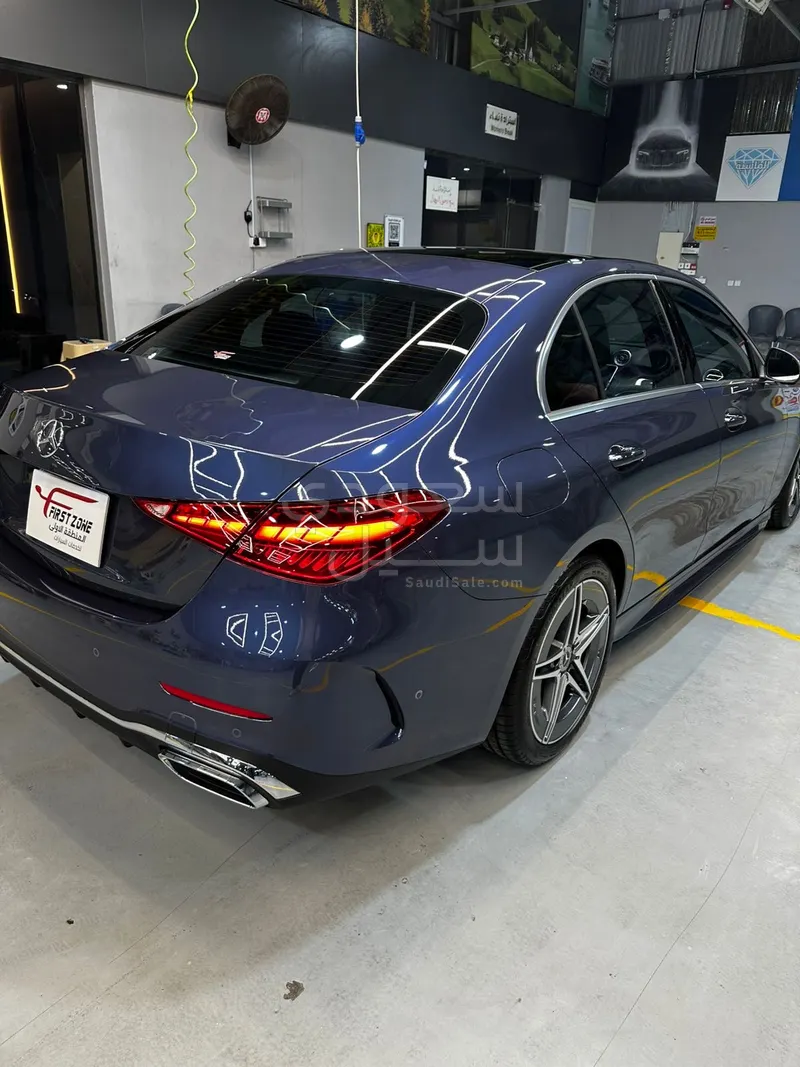 2025 مرسيدس - بنز سي 200