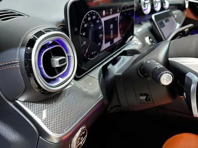 2025 مرسيدس - بنز سي 200