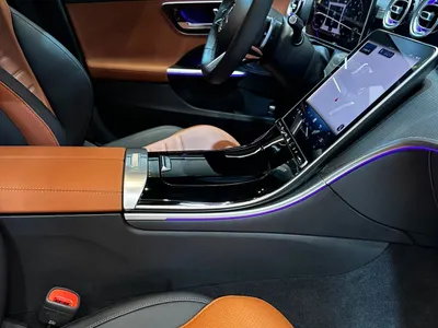 2025 مرسيدس - بنز سي 200