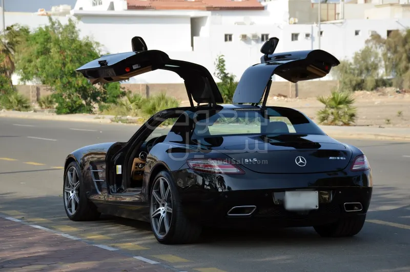 2010 مرسيدس - بنز إس إل إس