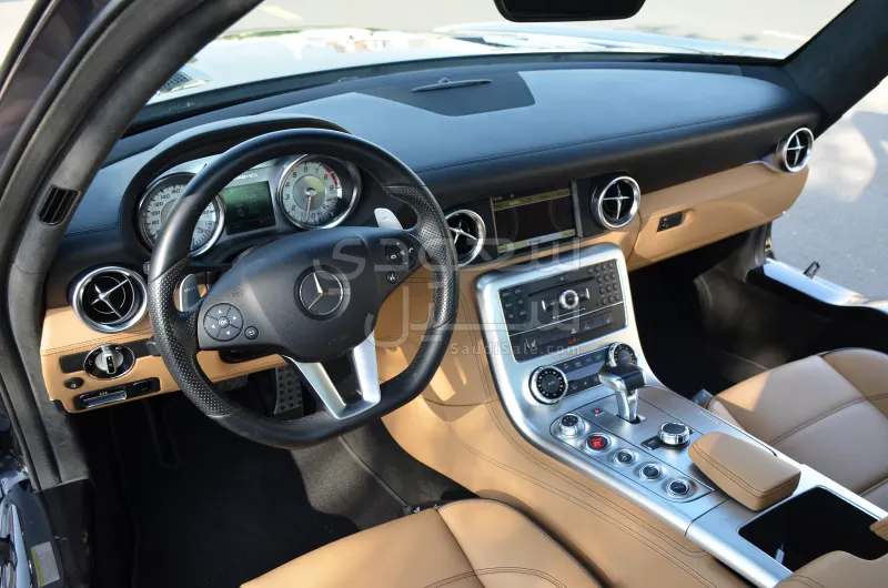 2010 مرسيدس - بنز إس إل إس