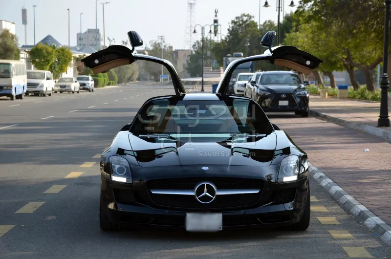 2010 مرسيدس - بنز إس إل إس