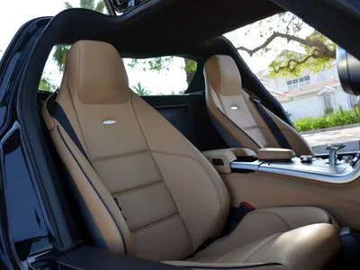 2010 مرسيدس - بنز إس إل إس