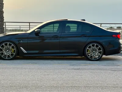 2018 BMW 5 Series 520i