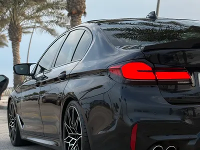 2018 BMW 5 Series 520i