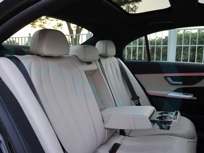 2026 مرسيدس - بنز إي 200 أي إم جي