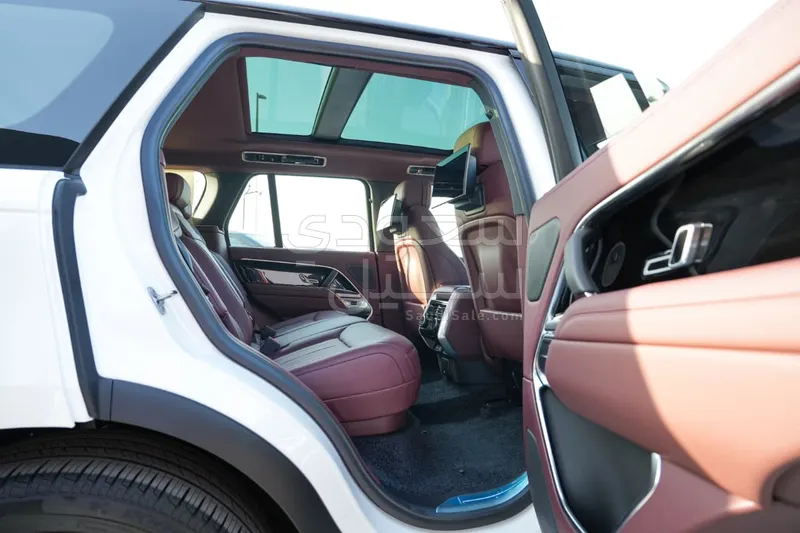 2026 Land Rover Range Rover HSE