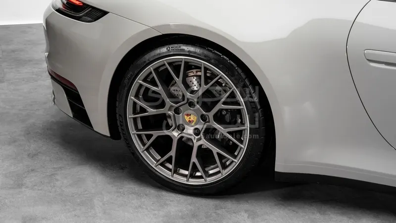 2023 بورش 911 كاريرا