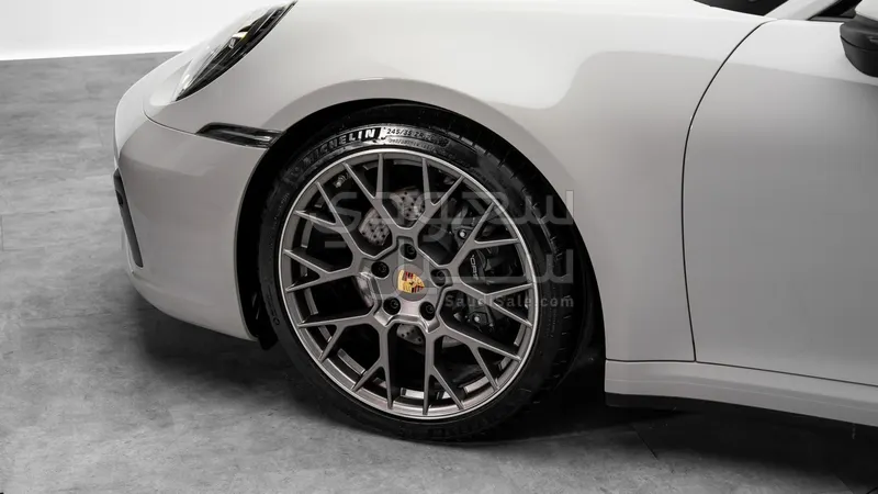 2023 بورش 911 كاريرا