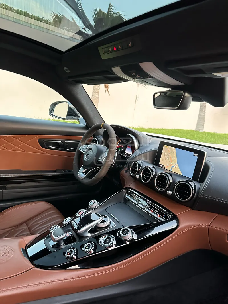 2015 مرسيدس - بنز جي تي إس أي إم جي