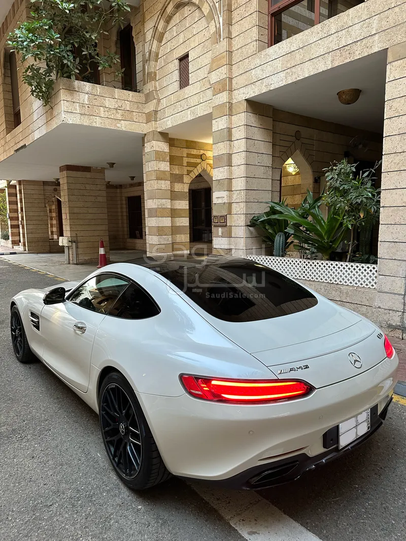 2015 مرسيدس - بنز جي تي إس أي إم جي