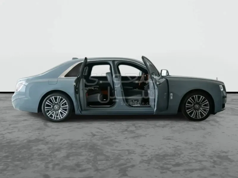 2023 رولز رويس قوست