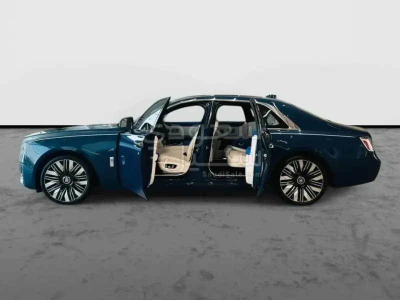 2025 رولز رويس قوست