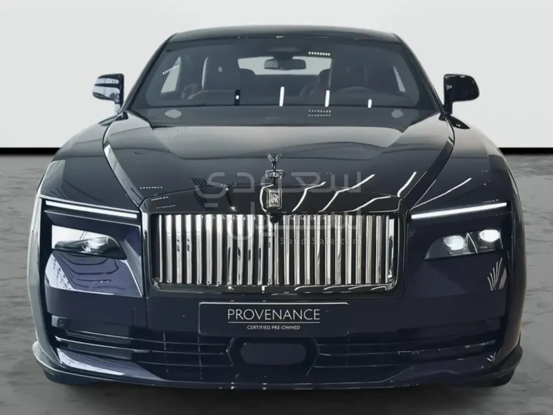 2025 رولز رويس سبيكتر بلاك بادج