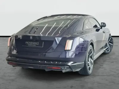 2025 رولز رويس سبيكتر بلاك بادج