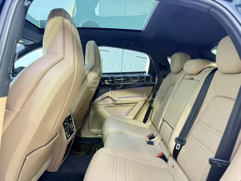 2022 Porsche Cayenne