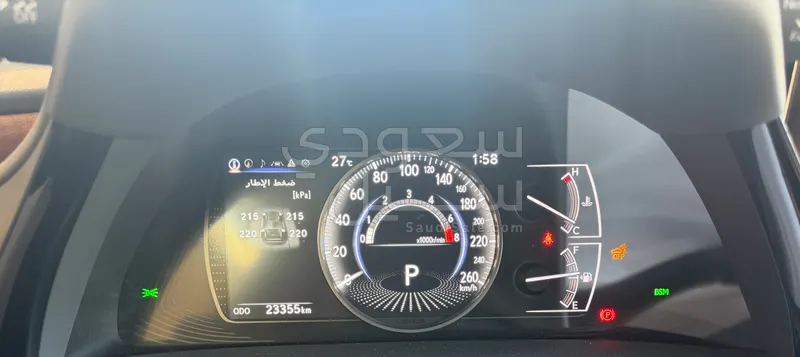 2025 لكزس إي إس 350
