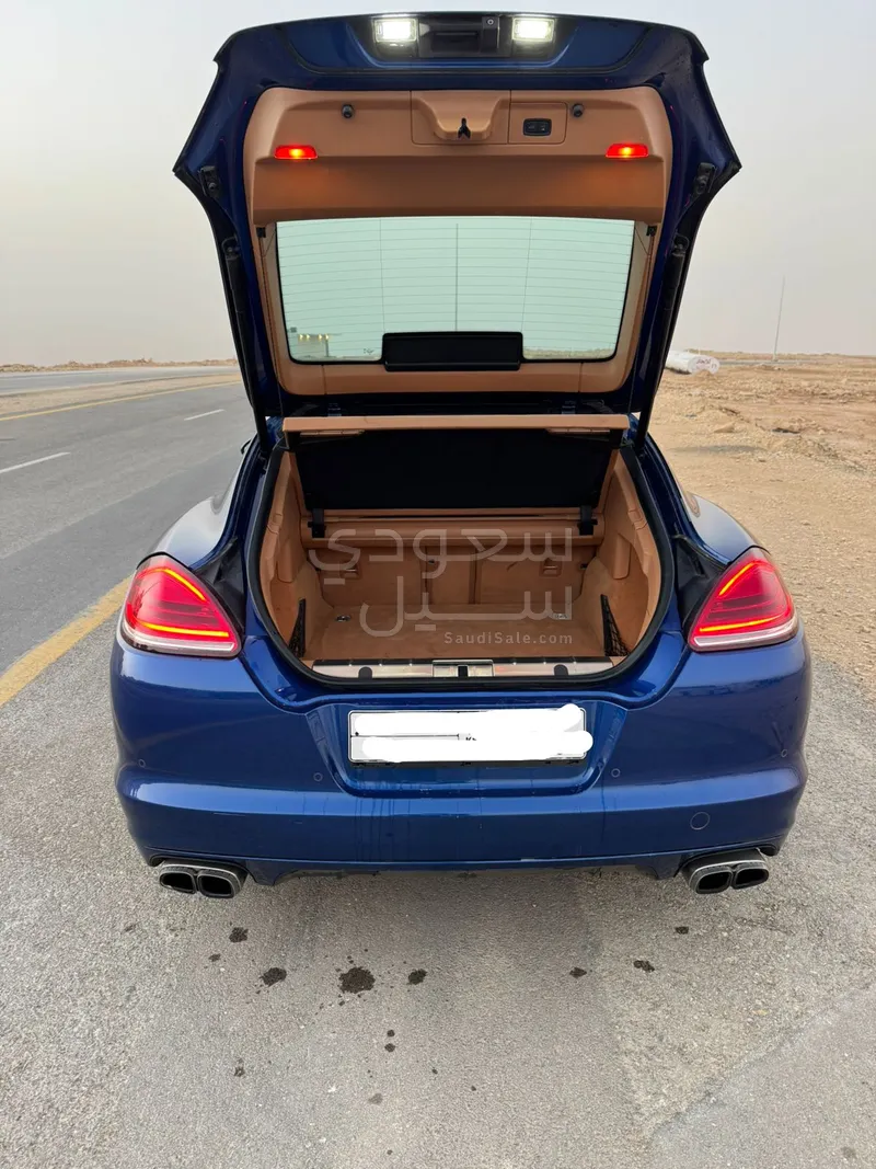 2012 بورش بانميرا 4 اس